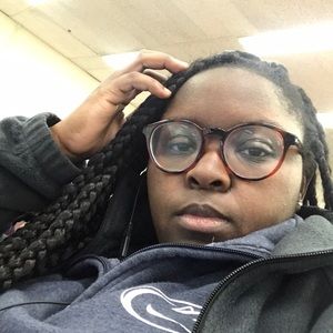 Meet your Posher, Marissa